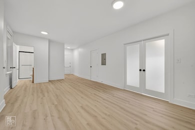 6977 N Bell Ave unit 2, Chicago, IL 60645 - photo 5