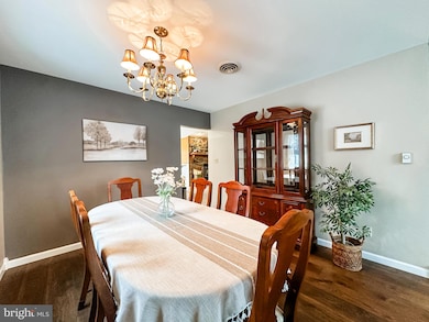 11028 Ramblewood Dr NW, Cumberland, MD 21502 - photo 7