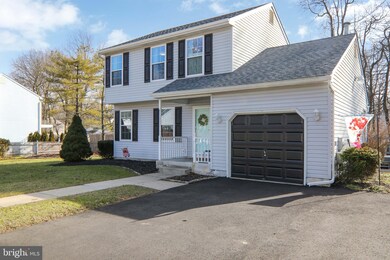684 Iszard Ct, Woodbury, NJ 08096 - photo 2