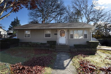 10 Kathy Ave, Coventry, RI 02816 - photo 2