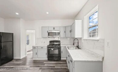 418 E Elm St, Scranton, PA 18505 - photo 6