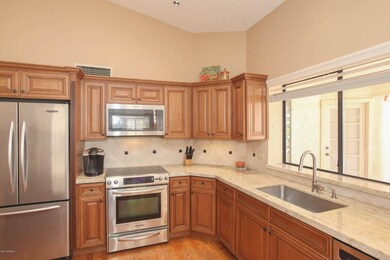 Large Farm Sink