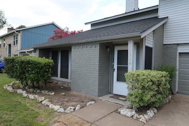 15326 Mcconn St, Webster, TX 77598 - photo 2