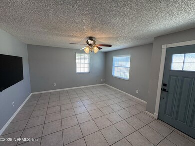 2526 Bremen Ct, Jacksonville, FL 32216 - photo 2