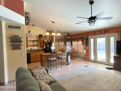 Living Rm & Kitchen