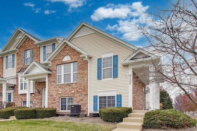 2200 Neubauer Cir unit 131, Lindenhurst, IL 60046 - photo 2