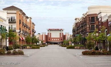 hw_towncenter_Center