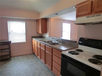 614 E Jefferson St, Tipton, IN 46072 - photo 7