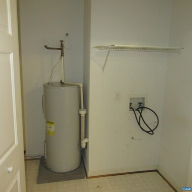 979 Devon Spring Ct, Charlottesville, VA 22903 - photo 7