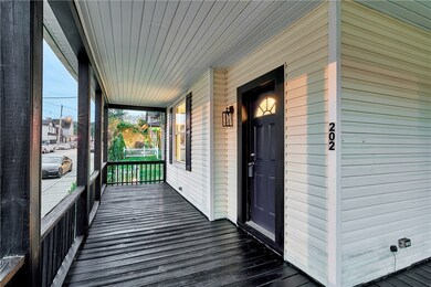 202 Short 10th St, Beaver Falls, PA 15010 - photo 3