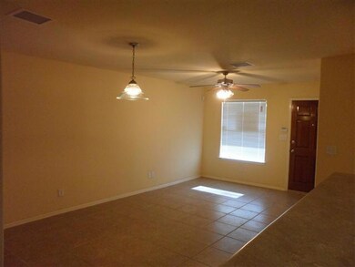 5733 Manila Dr unit A, El Paso, TX 79924 - photo 3