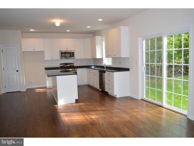 610 Wimbledon Ln, Hatfield, PA 19440 - photo 7