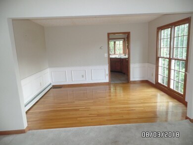 1 Oak View Ln, Hopedale, MA 01747 - photo 4