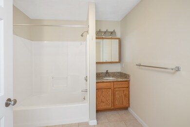 28 Oval Rd unit 4, Quincy, MA 02170 - photo 7