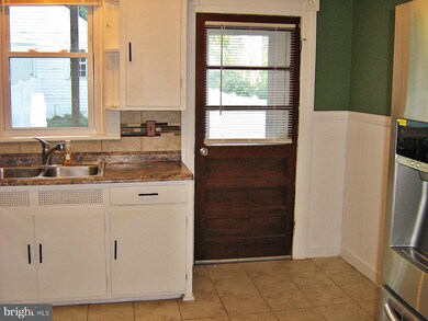 827 Mulberry Ave, Hagerstown, MD 21742 - photo 6