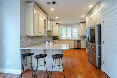 9 Spalding Dr, Livingston, NJ 07039 - photo 7