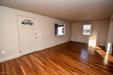 1217 Hamilton St, Stroudsburg, PA 18360 - photo 6