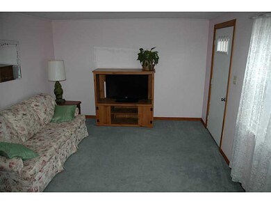 Living Room. Spacious living room with a lot of na