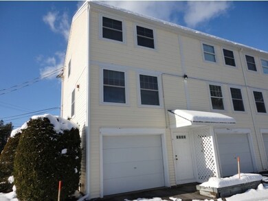 26 Lowell St unit A, Rochester, NH 03867 - photo 5