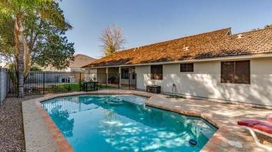 1729 E Enrose St-46