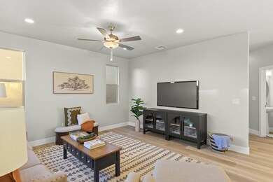 779 W 430 N, Hurricane, UT 84737 - photo 4