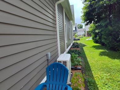 212 NE 9th St, Washington, IN 47501 - photo 5