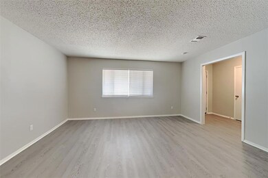 409 W Pleasantview Dr, Hurst, TX 76054 - photo 5