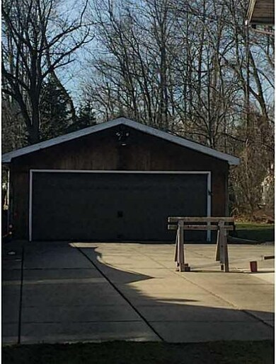 384 Ward Rd, North Tonawanda, NY 14120 - photo 4