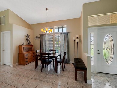 Entrance/Dining Area
