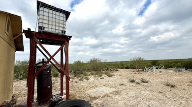 350 Ranch Road 7152l, Laredo, TX 78046 - photo 5