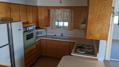 5527 E Duncan St, Mesa, AZ 85205 - photo 2