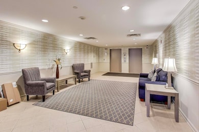 Museum Square unit 309, Elmhurst, IL 60126 - photo 4