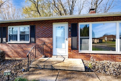 267 Darst Rd, Dayton, OH 45440 - photo 4