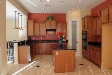Stunning kitchen!!
