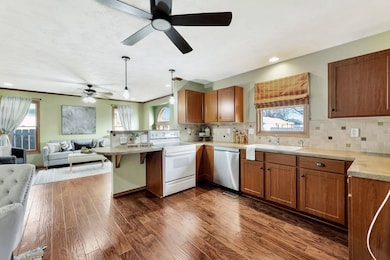 2121 N Rutgers St, Wichita, KS 67212 - photo 7