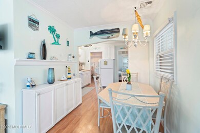 12-Dining 1B