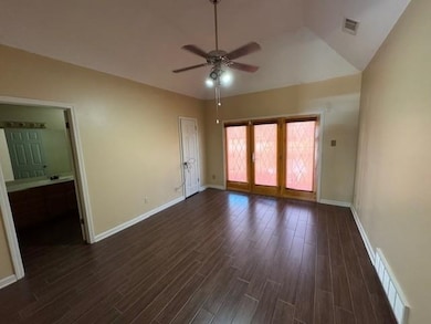 8855 Lake Edge Cove W, Cordova, TN 38016 - photo 2