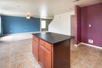 8836 Silverkist Dr, Reno, NV 89506 - photo 6