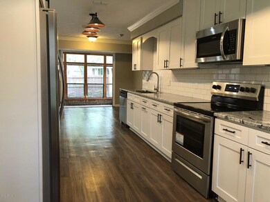 5256 Magnolia Oaks Ln, Jacksonville, FL 32210 - photo 4