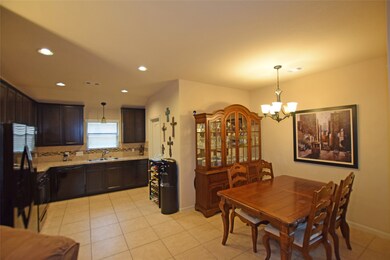 5225 Mcgrath Dr, Alvin, TX 77511 - photo 5