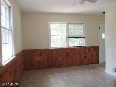 9547 Cissell Ave, Laurel, MD 20723 - photo 4