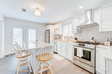 Kitchen 7