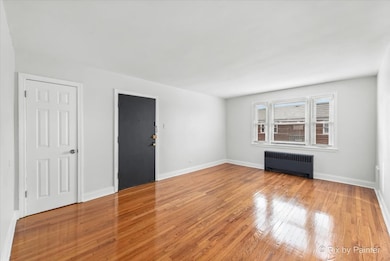 2721 W Berwyn Ave unit 2, Chicago, IL 60625 - photo 5