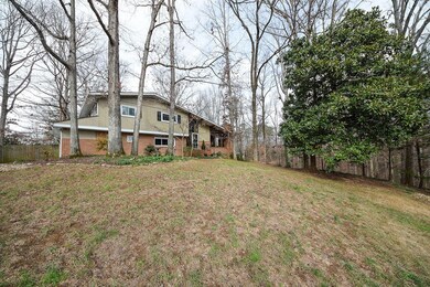 2221 Glenwood Dr NW, Cleveland, TN 37311 - photo 5