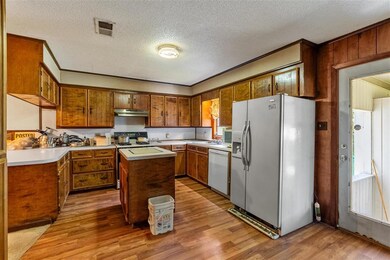 1255 Penton Rd, Dequincy, LA 70633 - photo 2