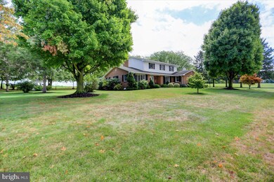 800 E Side Dr, Greencastle, PA 17225 - photo 5