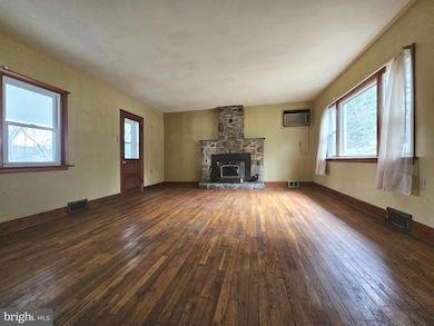 3201 Walnut St, Downingtown, PA 19335 - photo 7