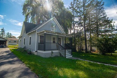 8 Newbury St, Rensselaer, NY 12144 - photo 3