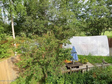 Yard 2