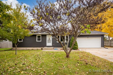 407 Anderson Dr, Wayland, MI 49348 - photo 3